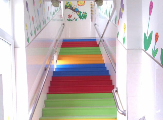 幼儿园pvc楼梯防滑地板