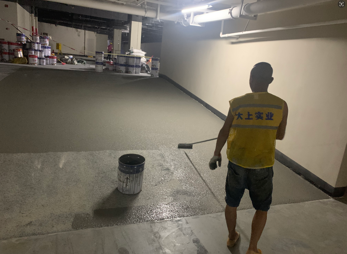 颐弯府地坪、划线、交通设施安装工程