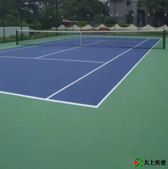 如何建一个网球场