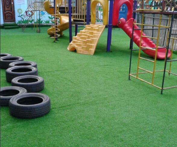 幼儿园操场人造草坪