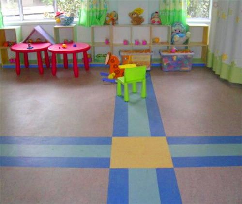 pvc幼儿园地面